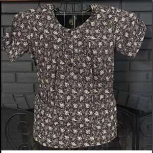 Healing Hands nursing scrub top brown print XS
